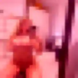 Dina (38 ans) à Tourcoing cherche une rencontre ce soir