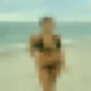 Découvre Laure, 34 ans à Trévoux en privé