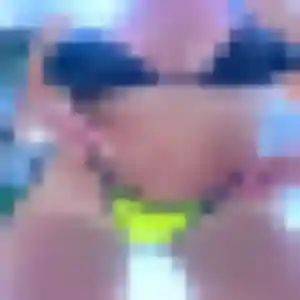 Jeanne (20 ans) à Varennes-Vauzelles propose un rencontre sexy ce soir