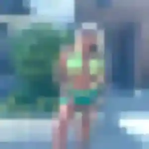 rencontre sexy à Vaux-sur-Seine : photo de Estee, 31 ans - accès libre