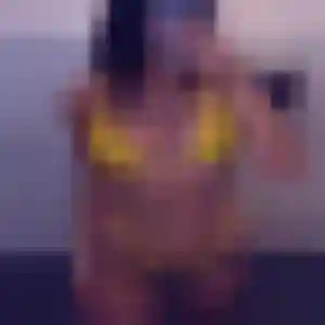 Photo sexy de Francine, 21 ans à Vic-le-Comte - rencontre coquine