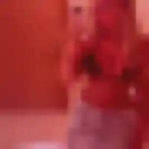 rencontre sexy à Villars : photo de Nina, 25 ans - sans engagement